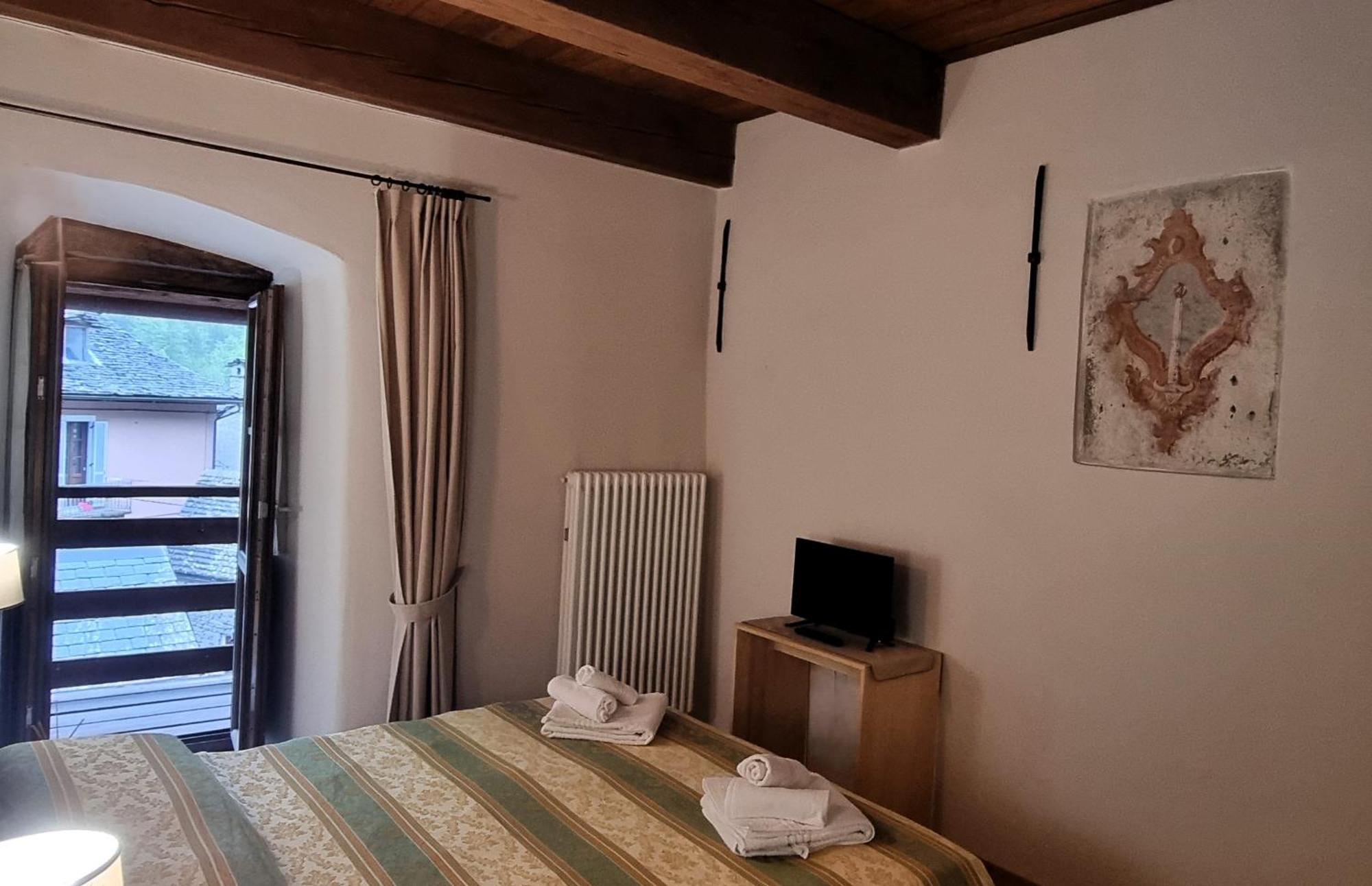 Dimora Storica Casa Vanni Villadossola Bagian luar foto