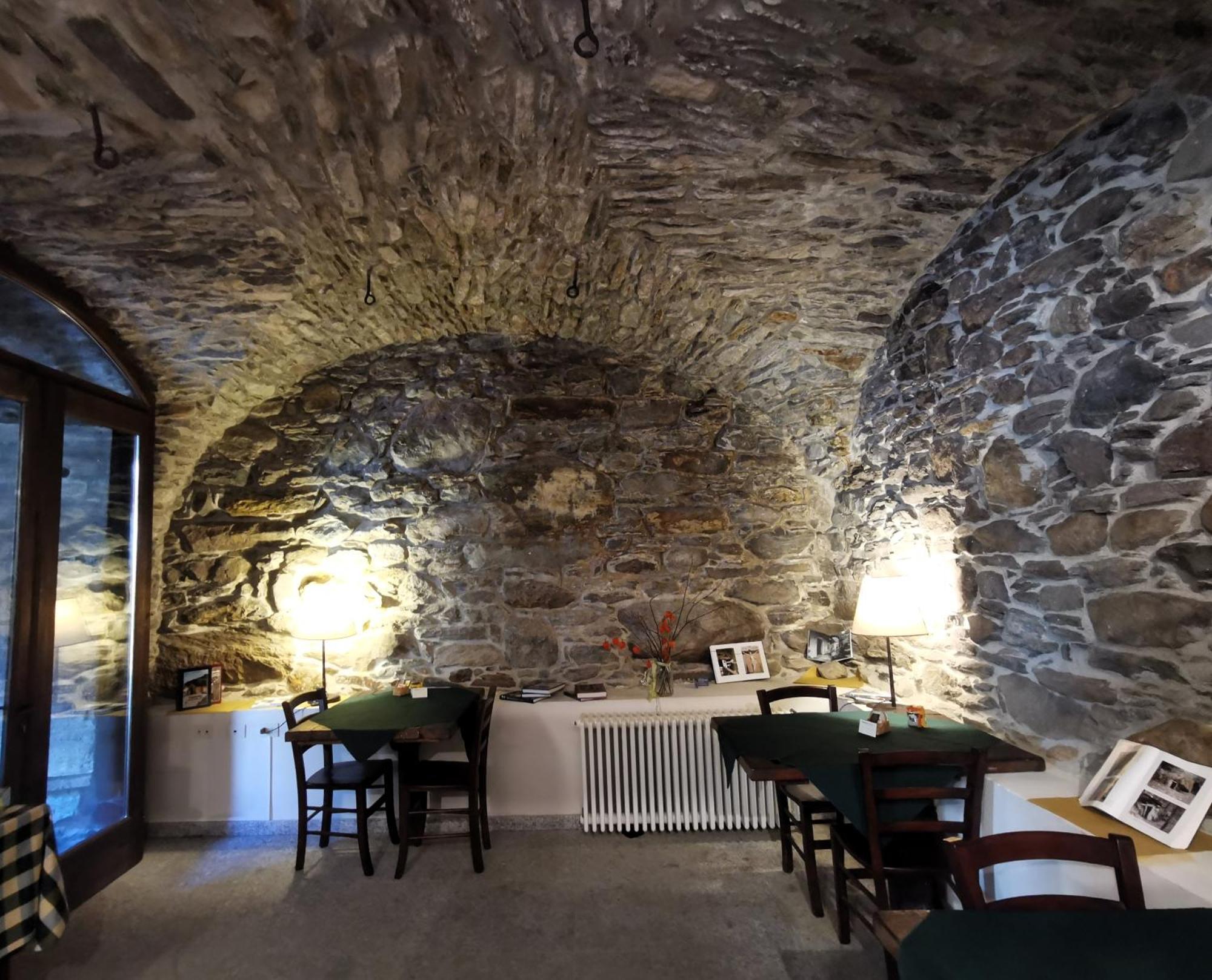 Dimora Storica Casa Vanni Villadossola Bagian luar foto
